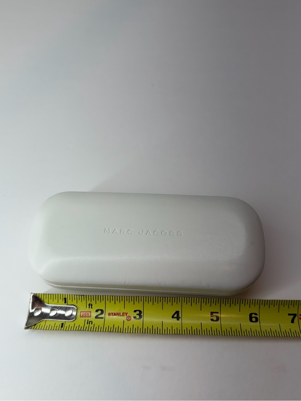 Marc Jacobs Faux Leather Designer Hard Case  Sunglasses / Eyeglasses White